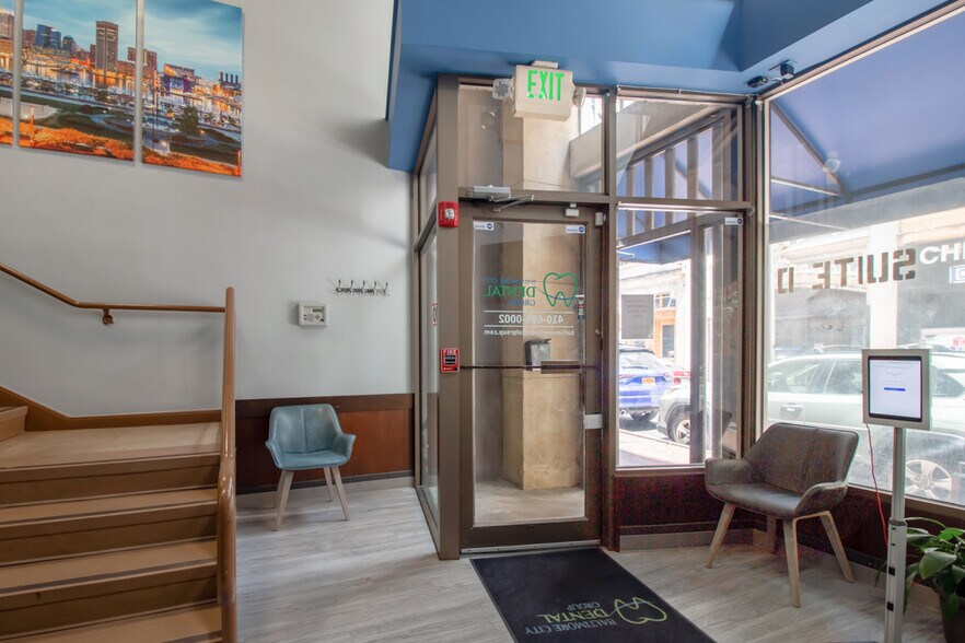 More Photos Of 300 N Charles St, Baltimore Apartments For Lease