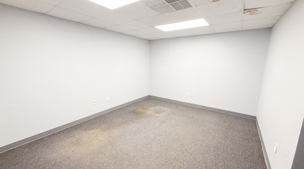 More Photos Of 3611 E State Highway 158, Midland Unknown For Lease