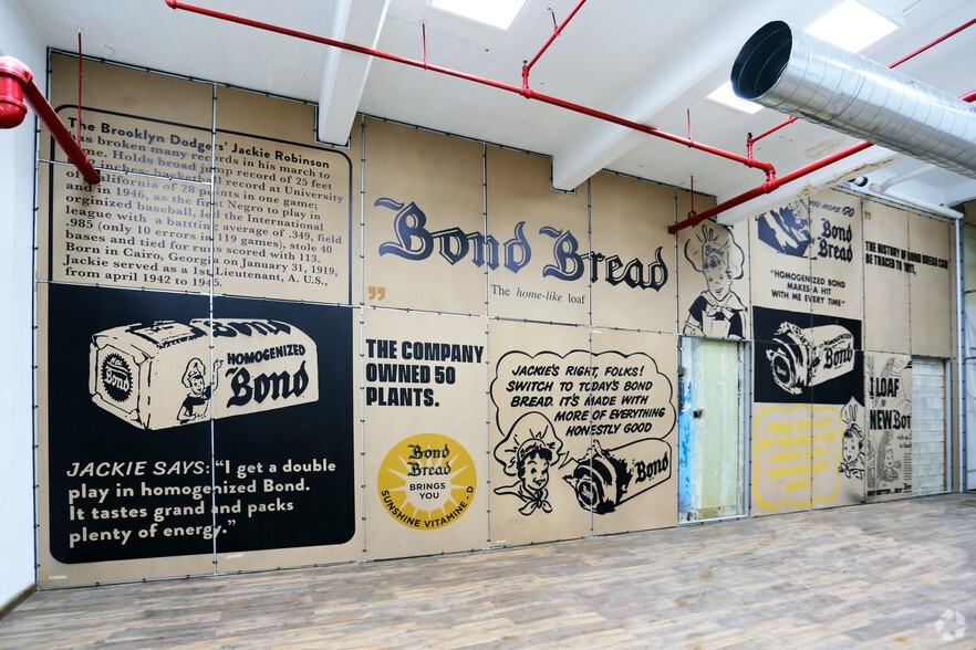 More Photos Of 300 E Godfrey Ave, Philadelphia Warehouse For Lease