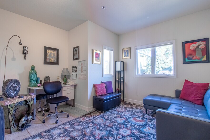 More Photos Of 1503 Yarmouth Ave, Boulder Office For Sale