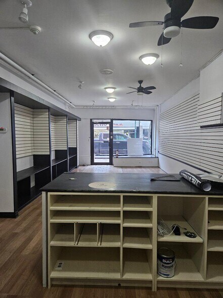 More Photos Of 88-94 King St W, Brockville Storefront Retail Residential For Sale