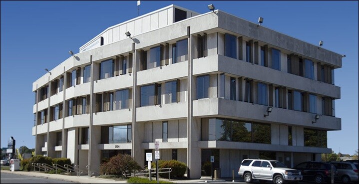 More Photos Of 2024 West St, Annapolis Office For Sale