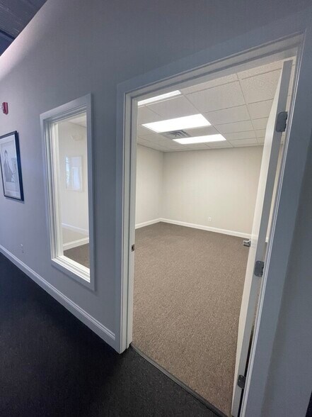 More Photos Of 500-580 Union Square Dr, New Hope Coworking Space