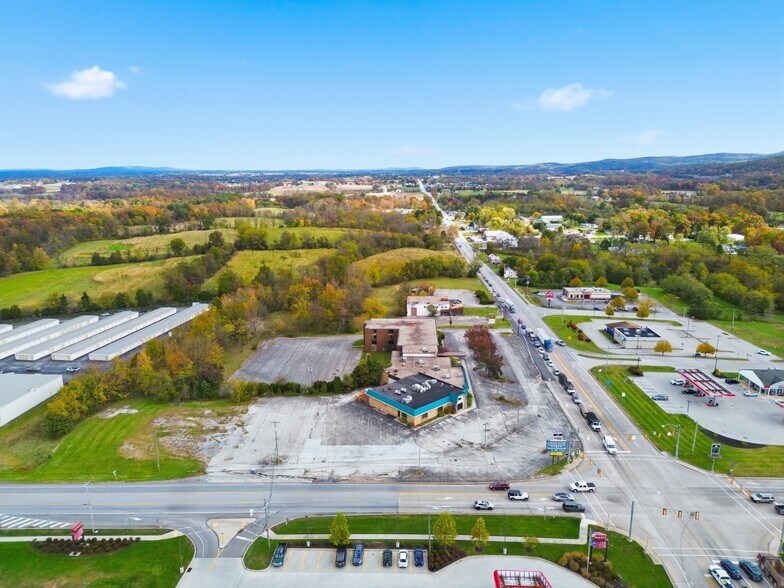 More Photos Of , New Oxford Unknown For Sale