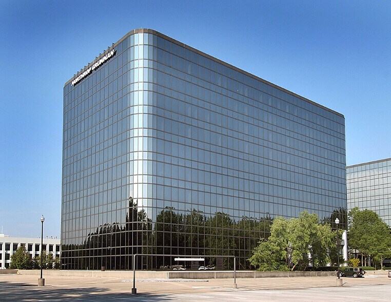 More Photos Of 2800 Century Pky NE, Atlanta Office For Lease