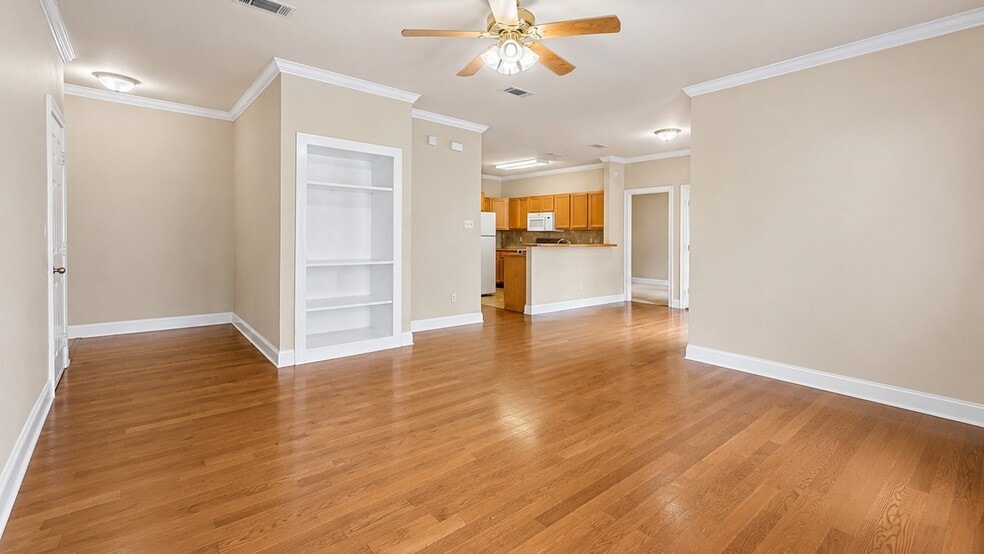 More Photos Of 303 Penny Ln, Ruston Apartments For Sale