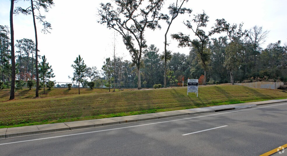More Photos Of 6875 Thomasville Rd, Tallahassee Land For Lease