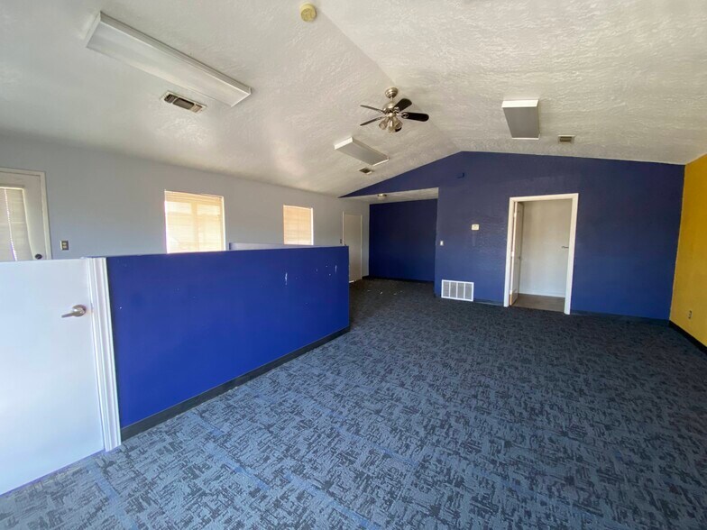More Photos Of 364 Main St, Manteca General Retail For Lease