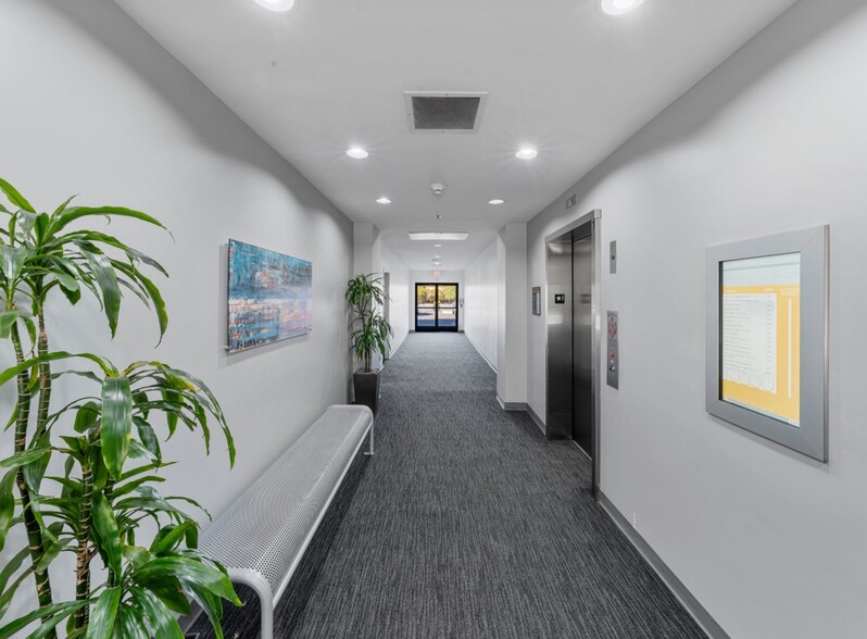 More Photos Of 10680 Treena St, San Diego Unknown For Lease