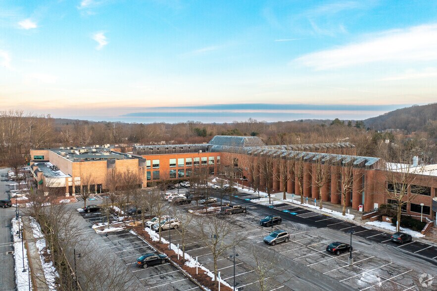 More Photos Of 11-15 River Rd, Wilton Coworking Space