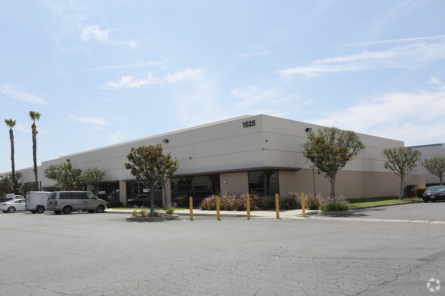 Primary Photo Of 1525 N Endeavor Pl, Anaheim Warehouse For Lease