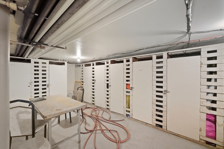 More Photos Of 2151 E 87th St, Chicago Apartments For Sale