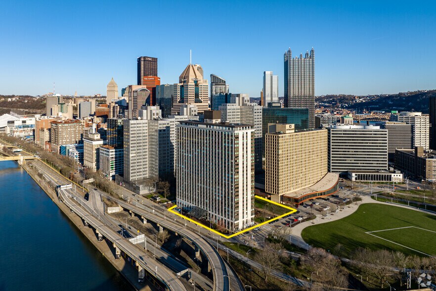 More Photos Of 320 Fort Duquesne Blvd, Pittsburgh Apartments For Sale