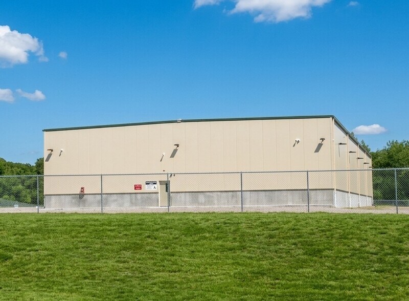 Primary Photo Of 22 Frontage Rd, Westerly Warehouse For Lease