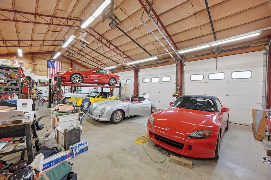 More Photos Of 17 Industrial Park, Centerbrook Service For Sale