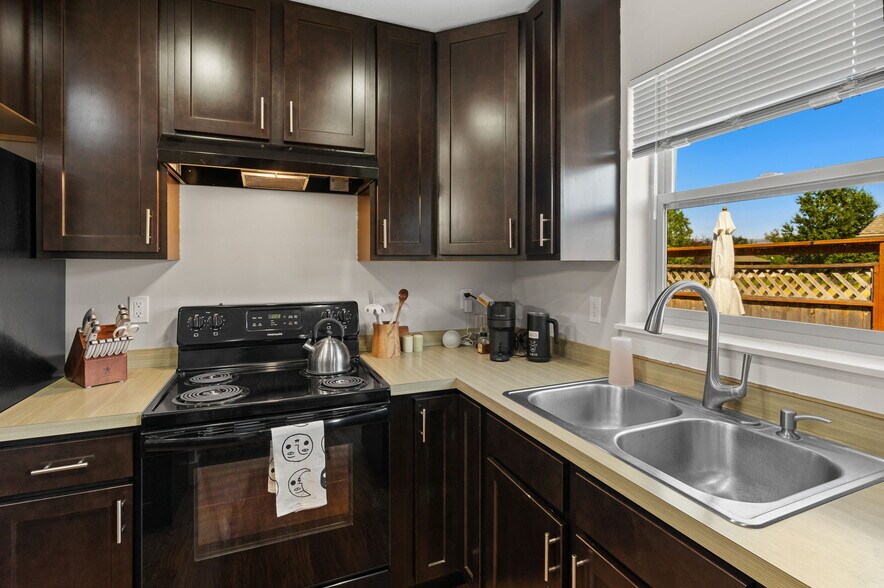 More Photos Of 440 Ice Center Ln, Bozeman Apartments For Sale