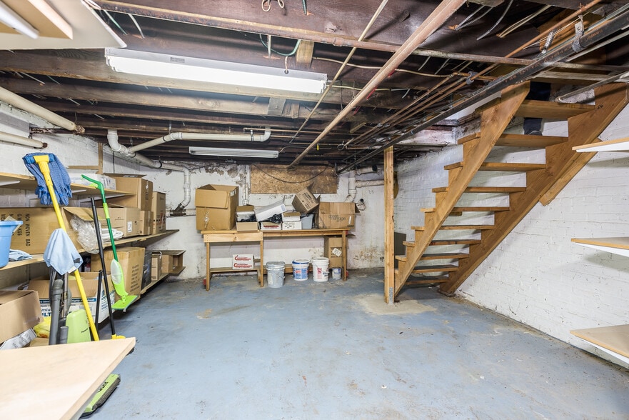More Photos Of 380-384 Bloomfield Ave, Caldwell Storefront For Sale