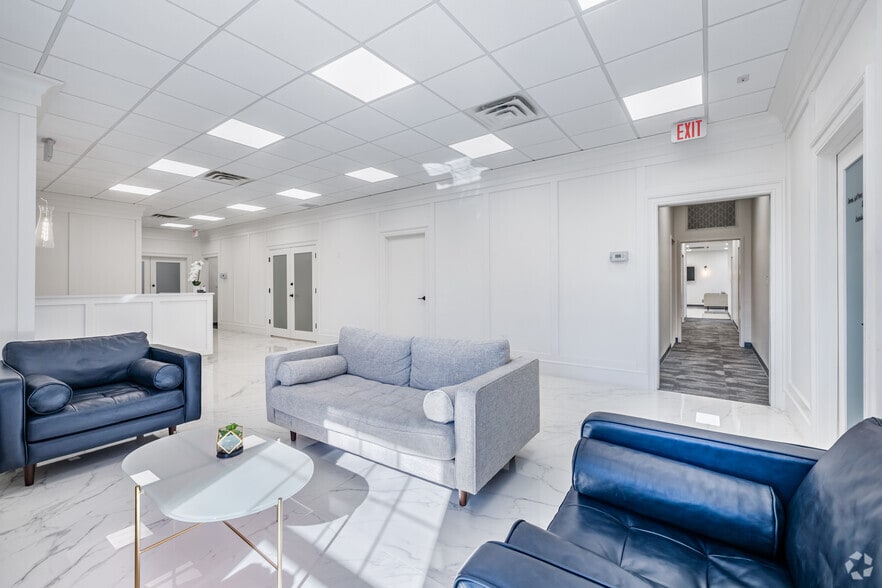 More Photos Of 1 Channel Dr, Port Washington Office For Lease