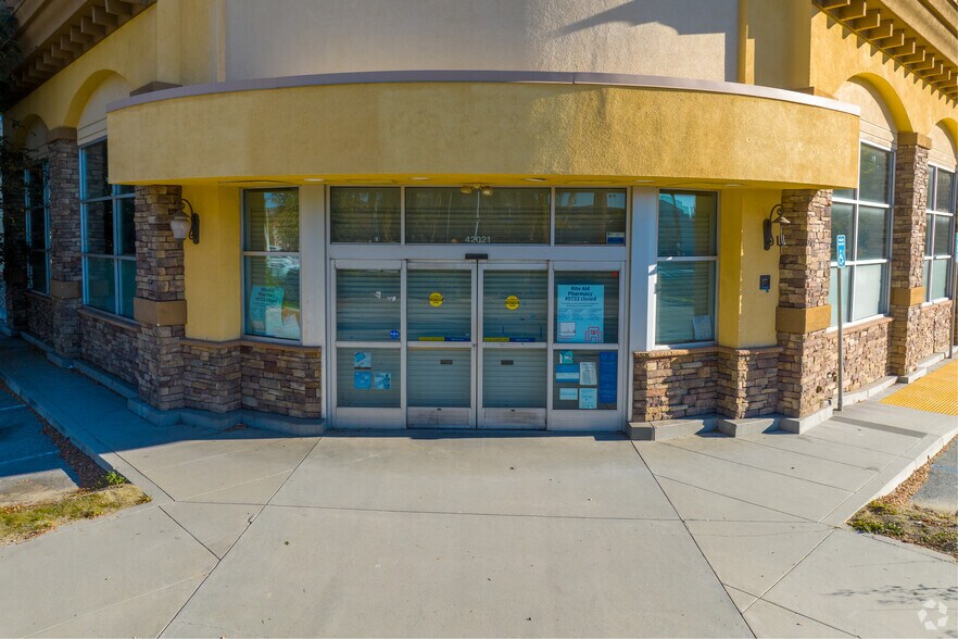 More Photos Of 42021 E Florida St, Hemet Drugstore For Sale