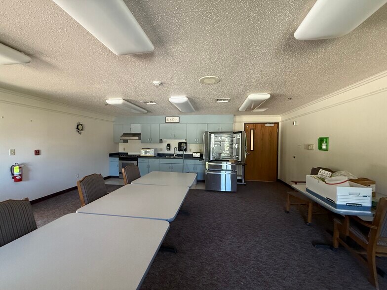 More Photos Of 702 Cedar Ave, Laurel Multifamily For Sale