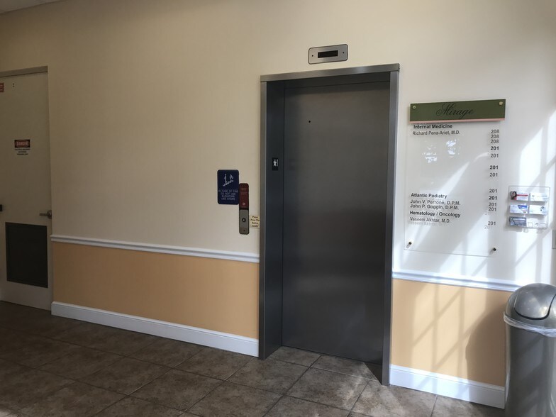 More Photos Of 1631 NW St Lucie West Blvd, Port Saint Lucie Medical For Lease