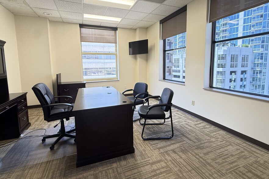 More Photos Of 707 N Franklin St, Tampa Office For Sale