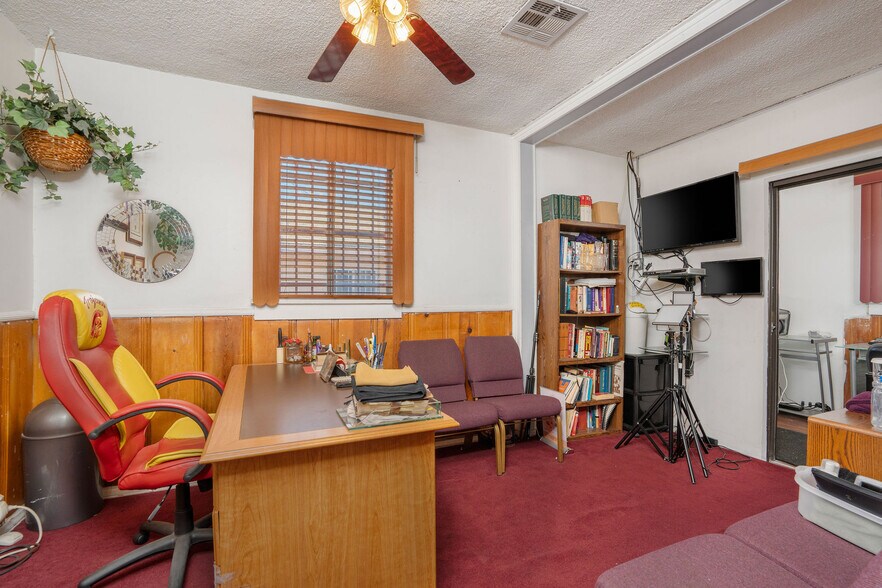More Photos Of 8461 S San Pedro St, Los Angeles Religious Facility For Sale