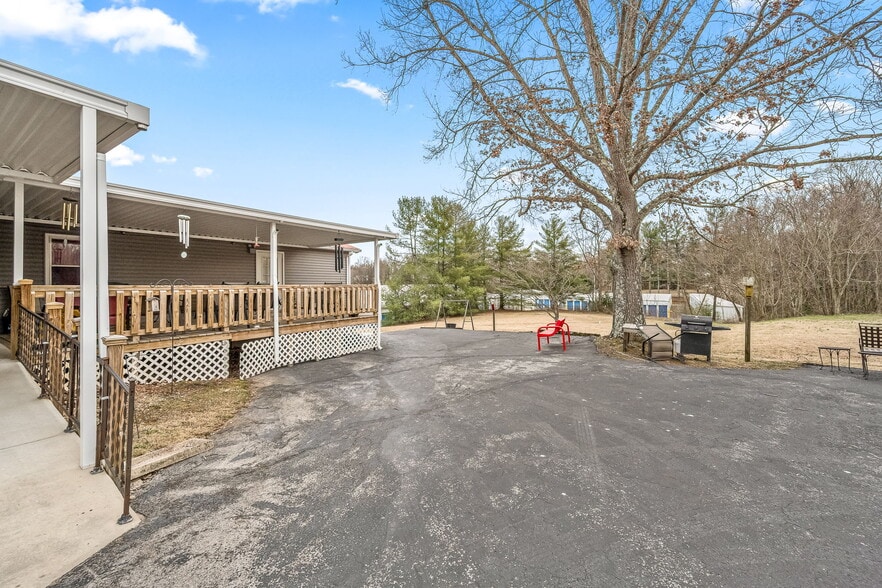 More Photos Of 345 Garfield St, McMinnville Assisted Living For Sale
