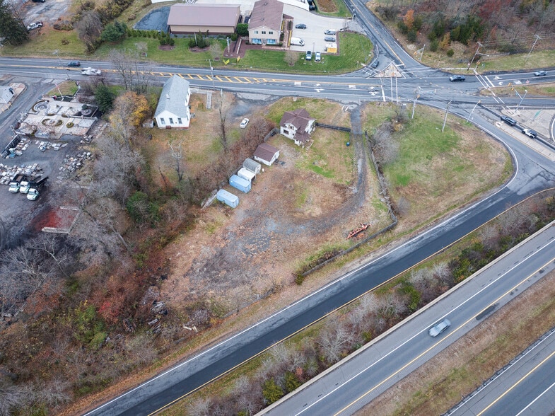 More Photos Of 954 State Route 33, Freehold Flex For Sale