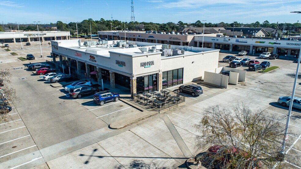 More Photos Of 8470-8592 N Highway 6, Houston Unknown For Lease