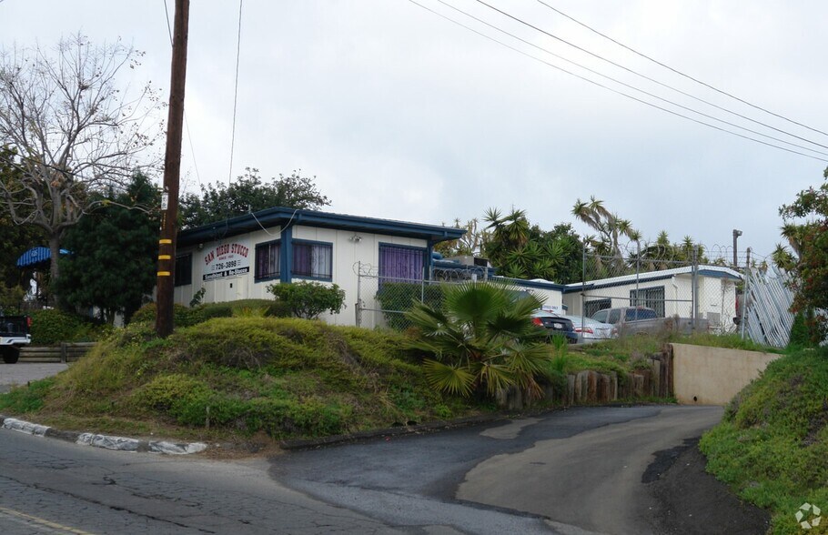 More Photos Of 625 North Ave, Vista Contractor Storage Yard For Lease