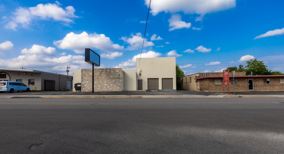 More Photos Of 119 E Rhapsody Dr, San Antonio Research And Development For Sale