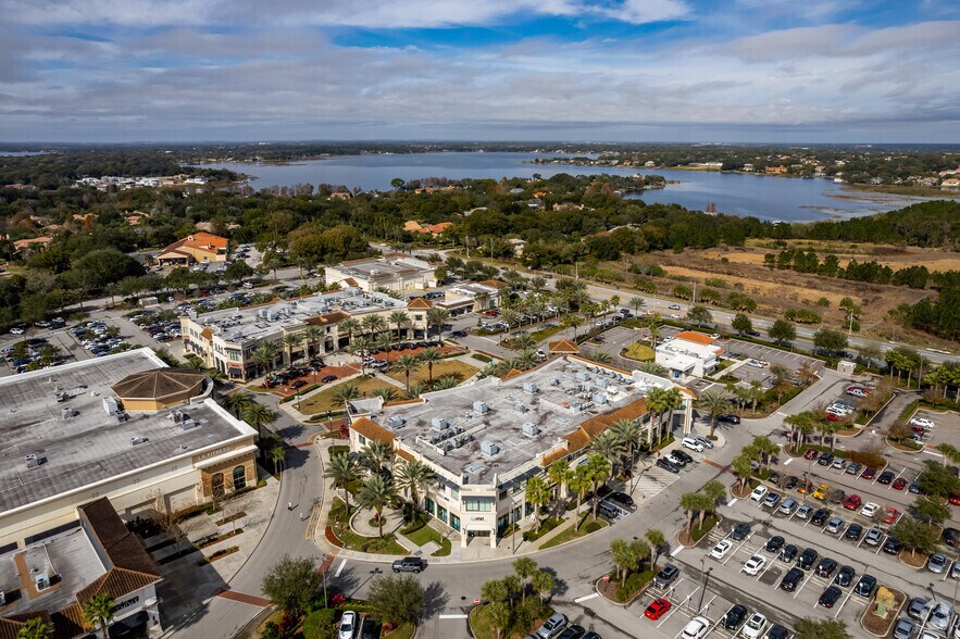 More Photos Of 4757 The Grove Dr, Windermere General Retail For Sale