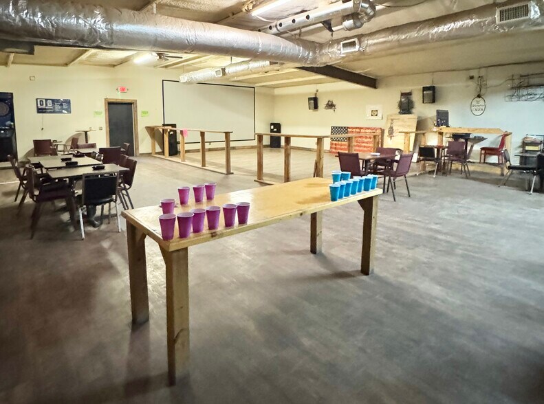 More Photos Of 74 Barn Swallow Rd, Idabel Restaurant For Sale