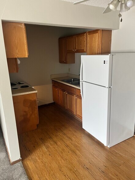 More Photos Of 912 22nd Ave S, Minneapolis Apartments For Sale