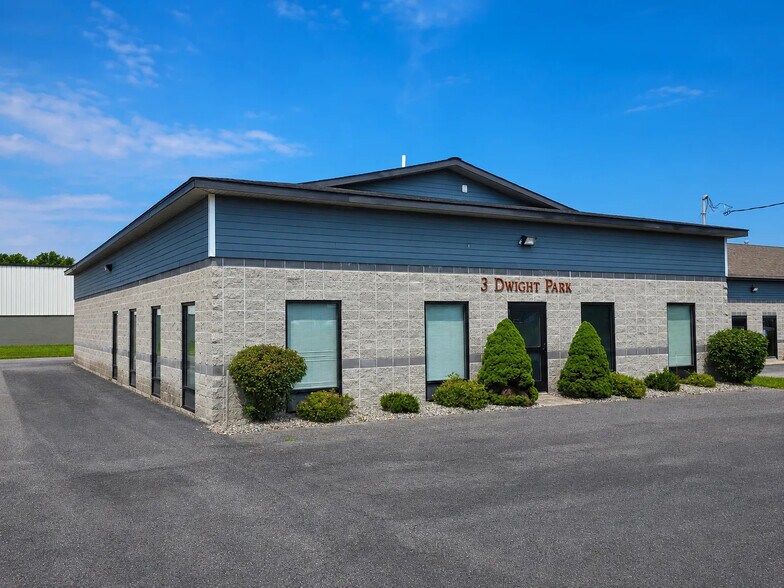 Primary Photo Of 3 Dwight Park Dr, Syracuse Office For Lease