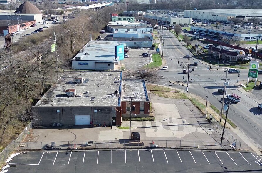 More Photos Of 1384 Tennessee Ave, Cincinnati Warehouse For Sale