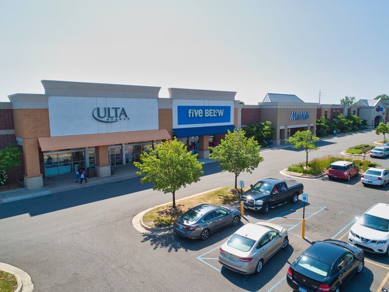 More Photos Of 28511-28599 Schoolcraft Rd, Livonia Unknown For Lease
