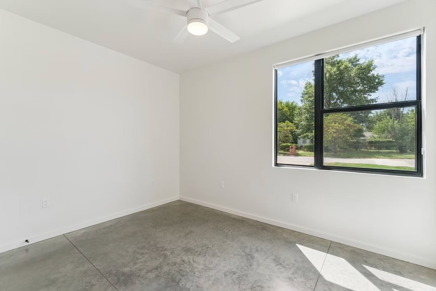 More Photos Of 1540 NW 30th St, Oklahoma City Apartments For Sale