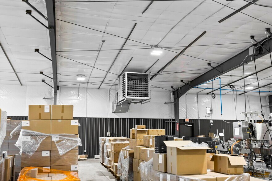 More Photos Of 110 Commercial Blvd, Flat Rock Manufacturing For Sale