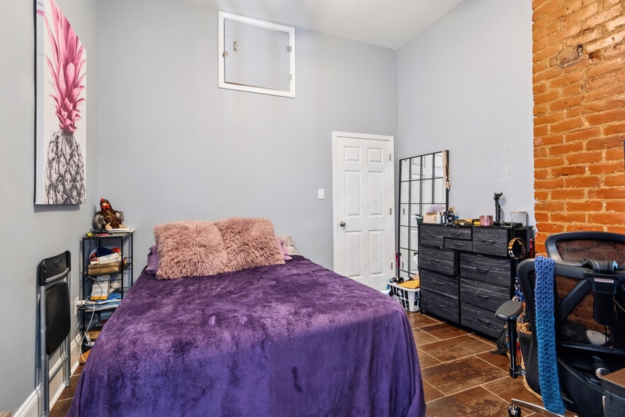 More Photos Of , New Orleans Unknown For Sale