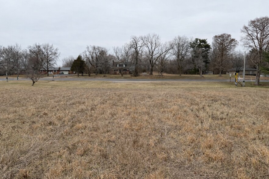 More Photos Of 2019 Main st, Salem Land For Sale