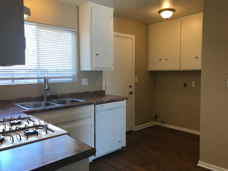 More Photos Of 1780 Santa Ana Ave, Costa Mesa Multifamily For Sale