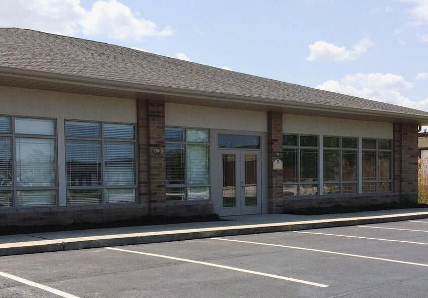 More Photos Of 31320 solon Rd, Solon Office For Sale