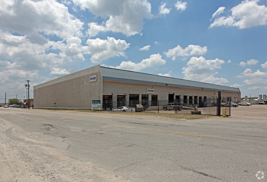 More Photos Of 5145 Norwood Rd, Dallas Industrial For Sale