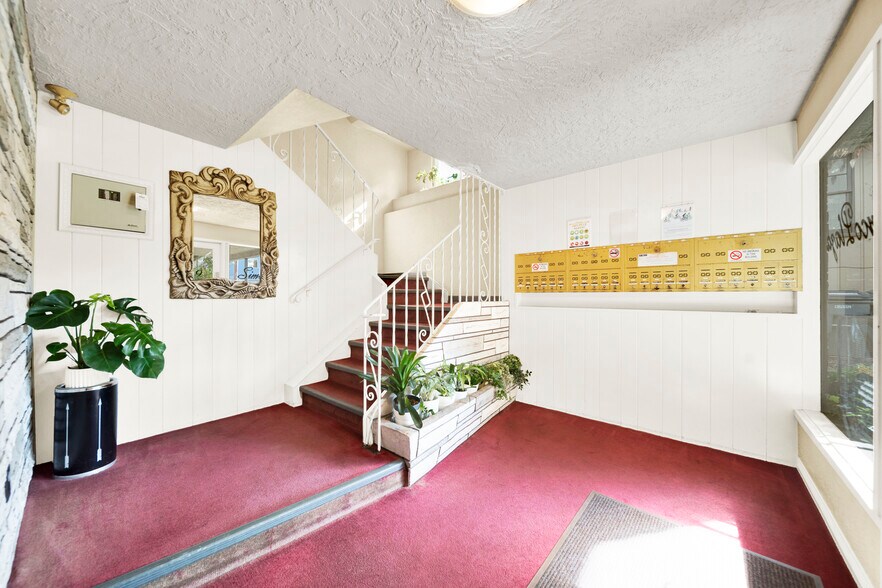 More Photos Of 3719 W 8th Av, Vancouver Apartments For Sale