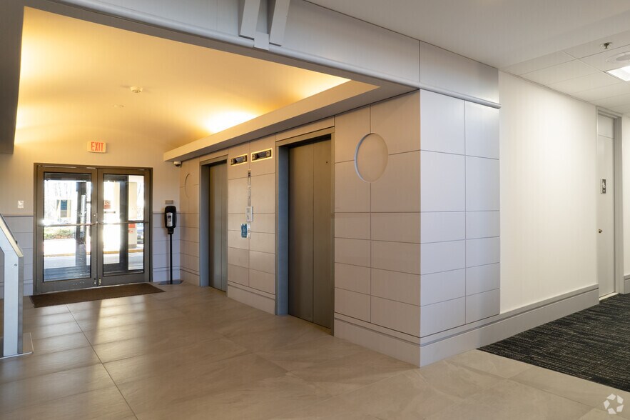 More Photos Of 201 W Passaic St, Rochelle Park Loft Creative Space For Lease