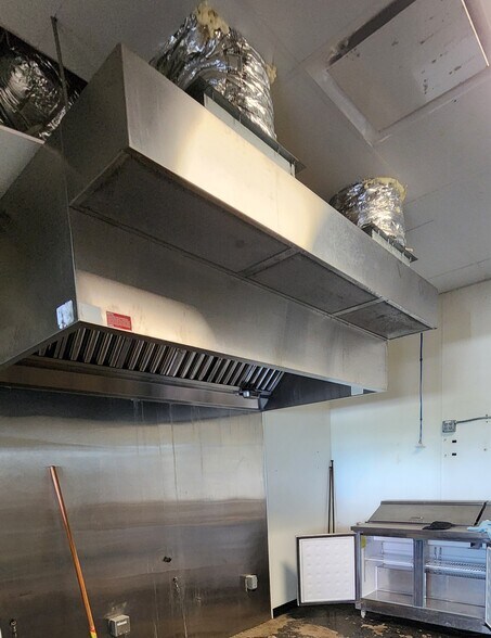 More Photos Of 2804 Quiet Plain Dr, San Antonio General Retail For Lease