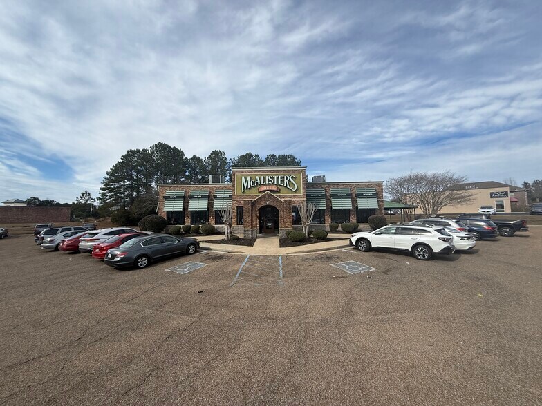 More Photos Of 4909 27th Pl, Meridian Restaurant For Sale