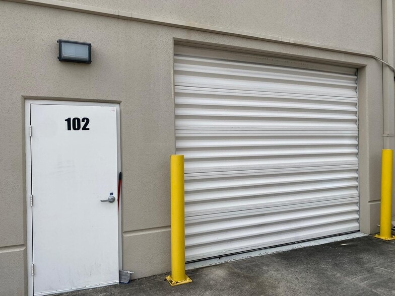 More Photos Of 2800 W State Road 84, Fort Lauderdale Showroom For Sale